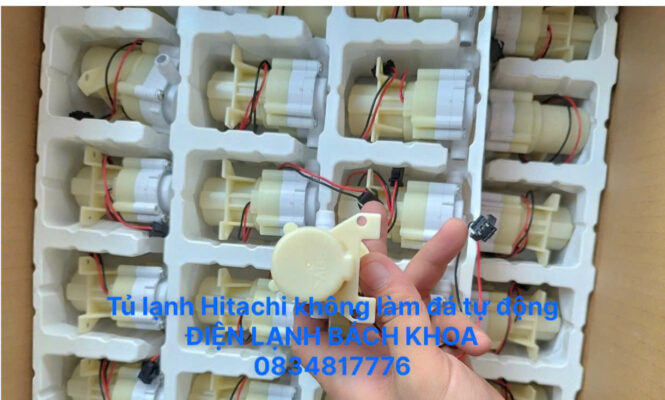 Tủ lạnh Hitachi không lấy được nước ngoài