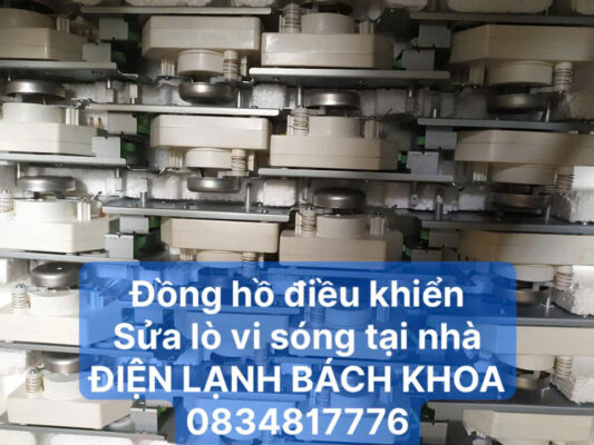 Đồng hồ điều khiển lò vi sóng 