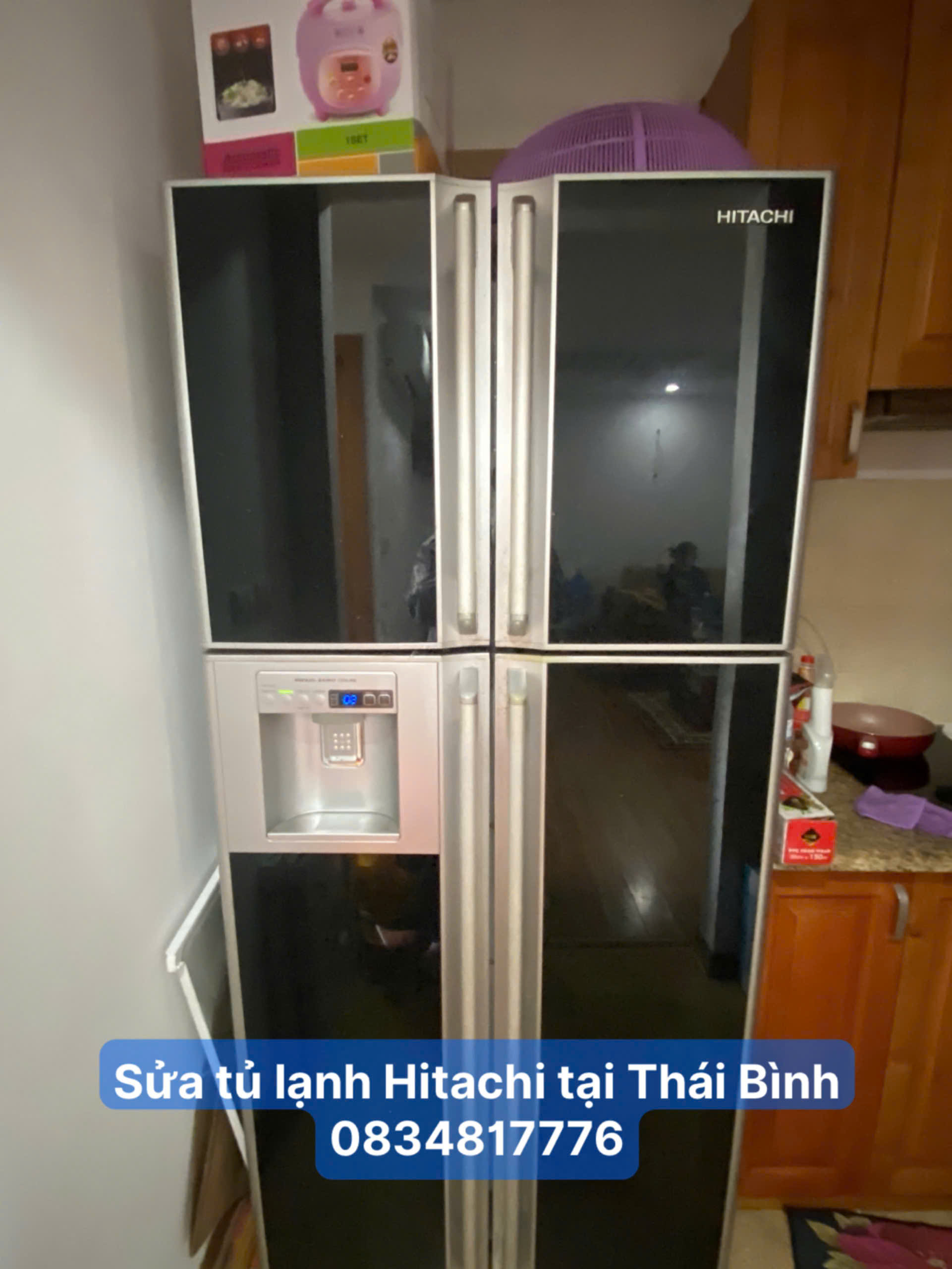 Sửa tủ lạnh Hitachi tại nhà Thái Bình 