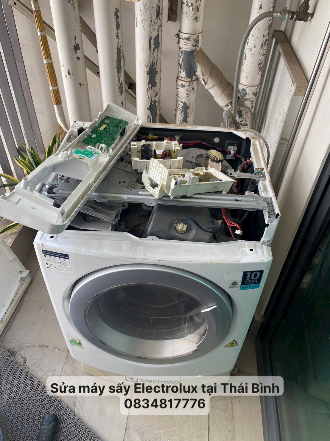Sửa máy sấy Electrolux tại Thái Bình giá rẻ, thợ có mặt nhanh 30 phút 3 Thợ sửa máy sấy Electrolux tại Thái Bình