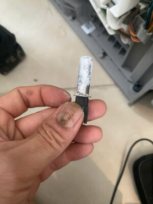 Sửa tủ lạnh Toshiba không lạnh ngăn mát -083.481.7776 