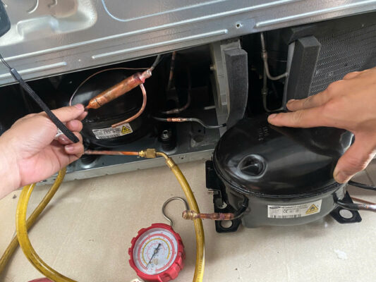 Sửa tủ lạnh Toshiba không lạnh ngăn mát -083.481.7776 