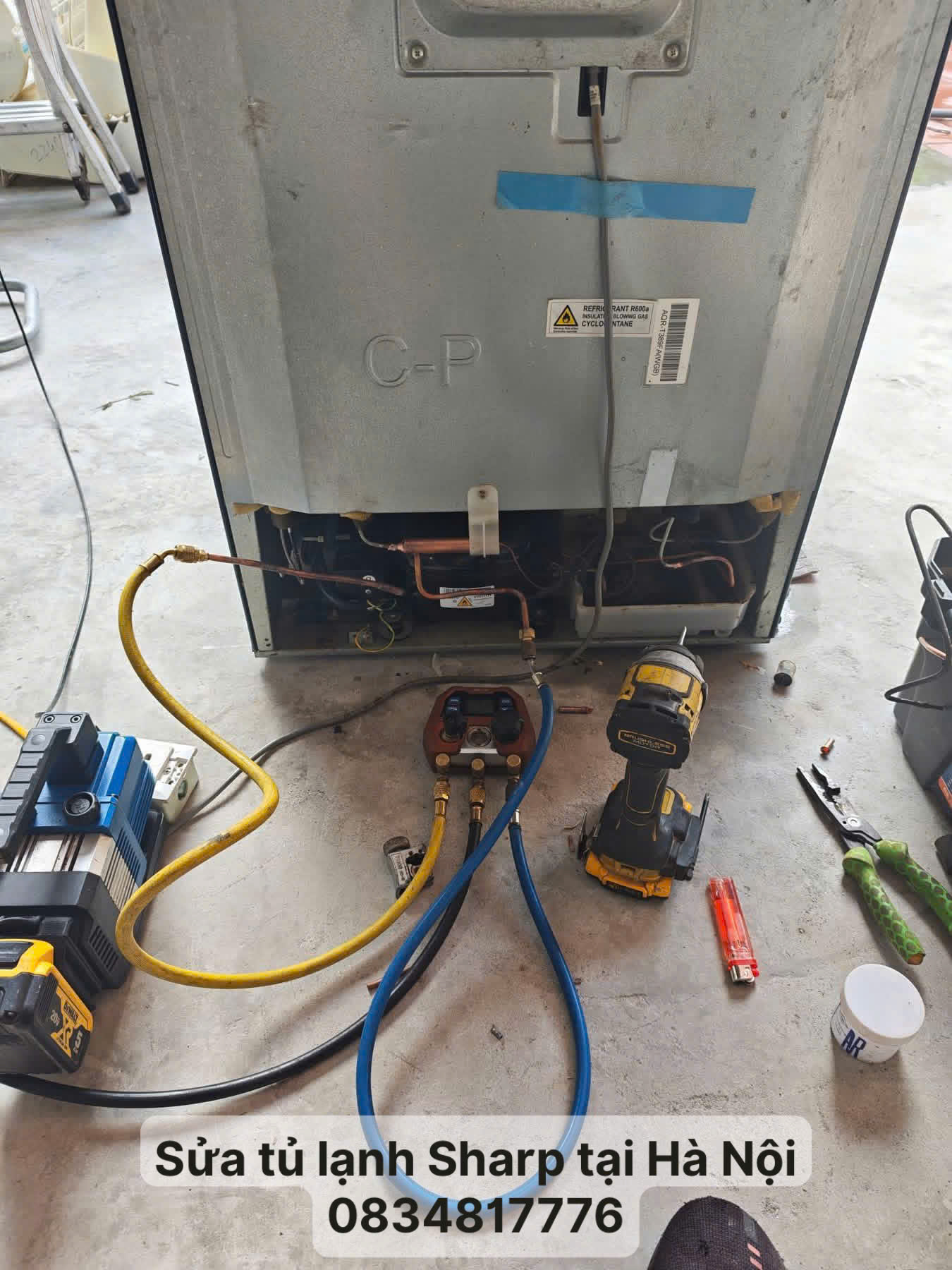 Thợ sửa tủ lạnh Sharp tại nhà Hà Nội