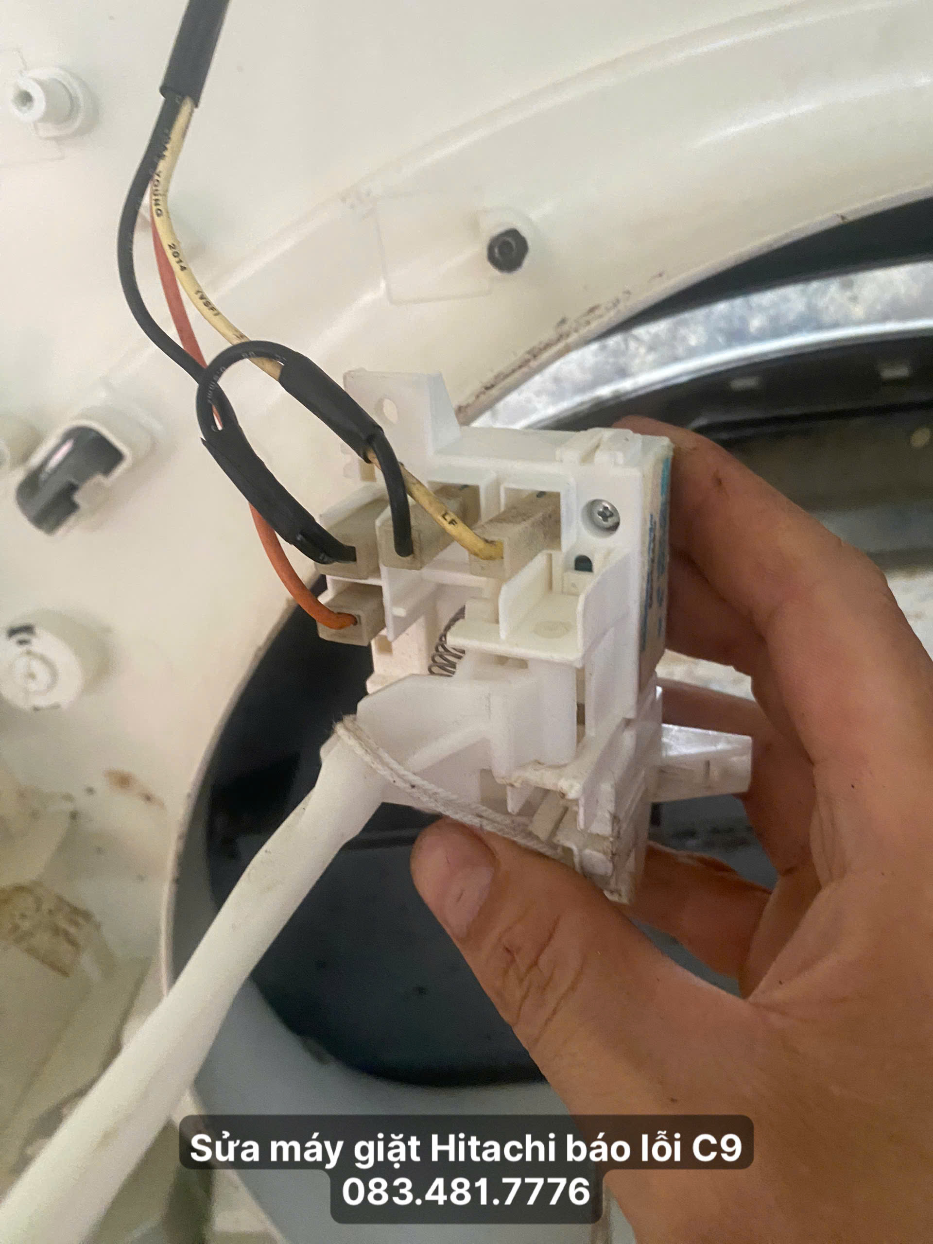 Máy Giặt Hitachi Báo Lỗi C9 Là Gì? Nguyên Nhân Và Cách Sửa Triệt Để Tại Nhà