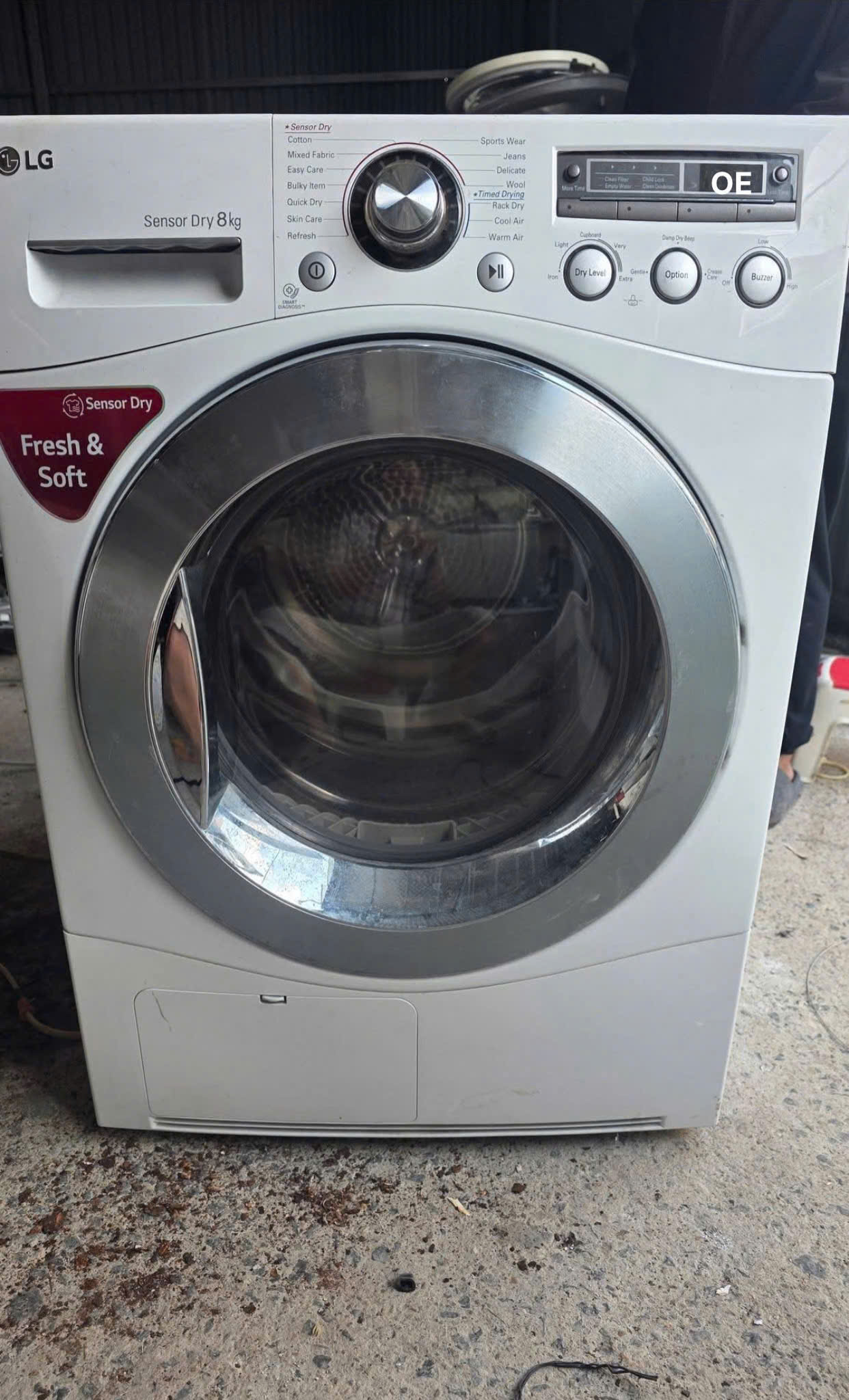 Máy Sấy LG Báo Lỗi OE Là Gì? Nguyên Nhân Và Cách Khắc Phục Hiệu Quả