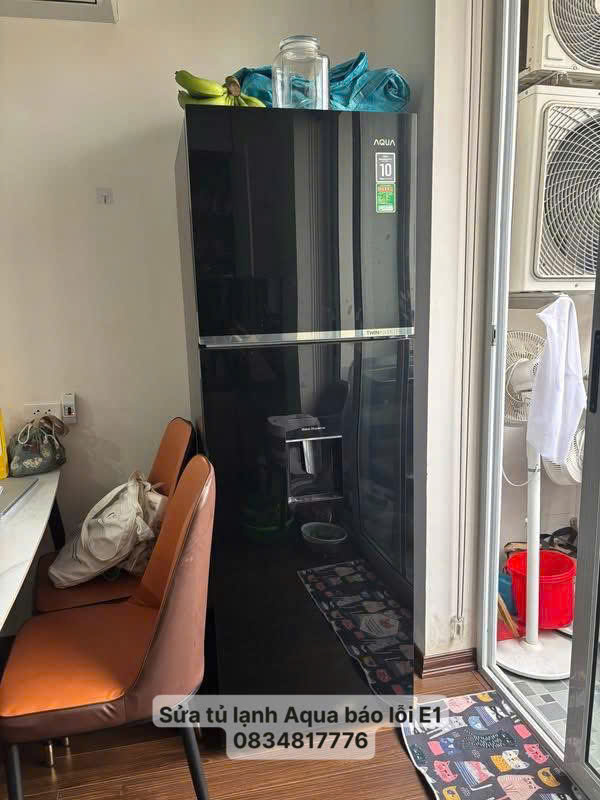 Tủ lạnh Aqua báo lỗi E1? Nguyên nhân và cách xử lí tại nhà