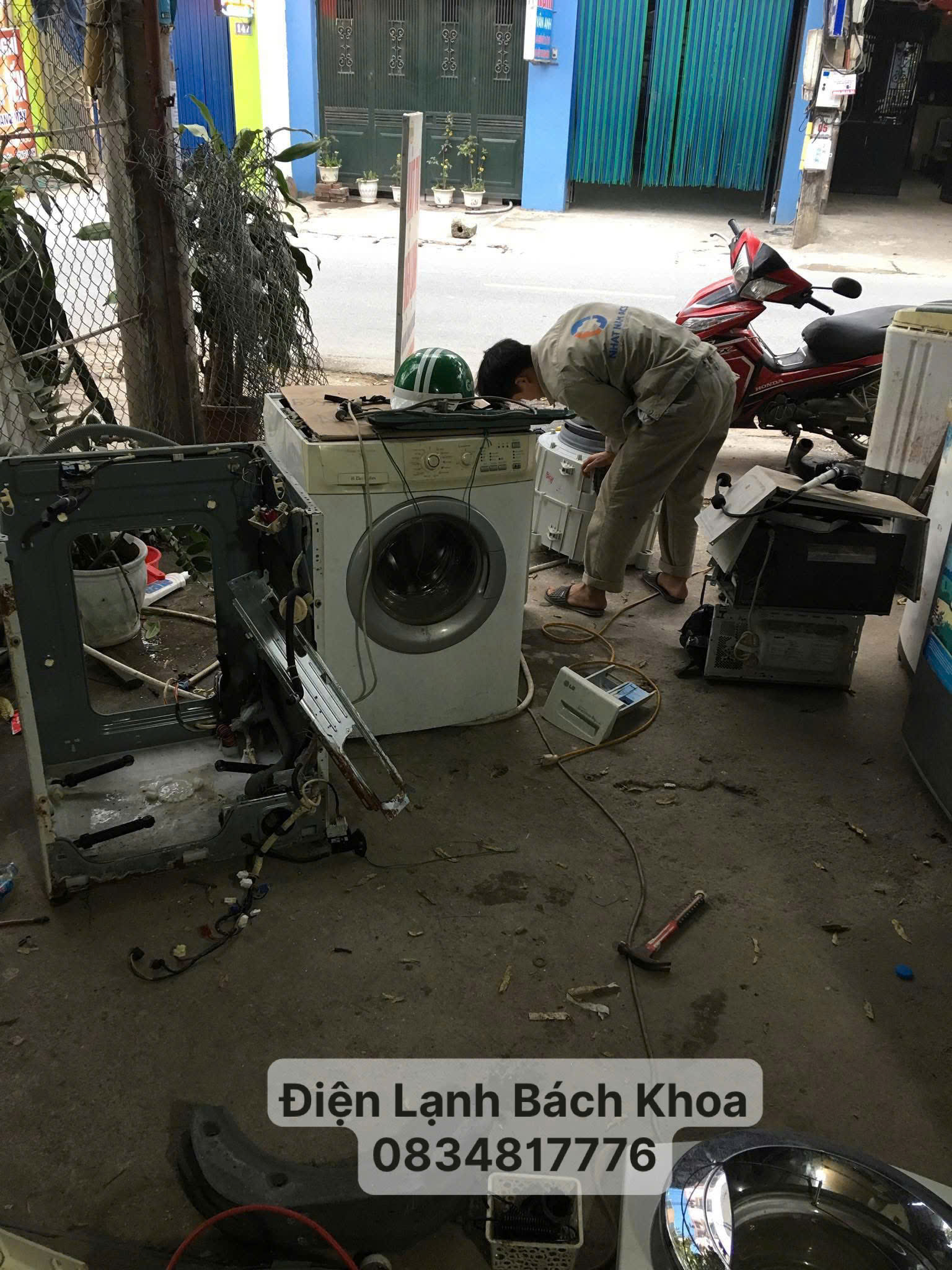 Thợ sửa máy giặt tại nhà Cầu Giấy