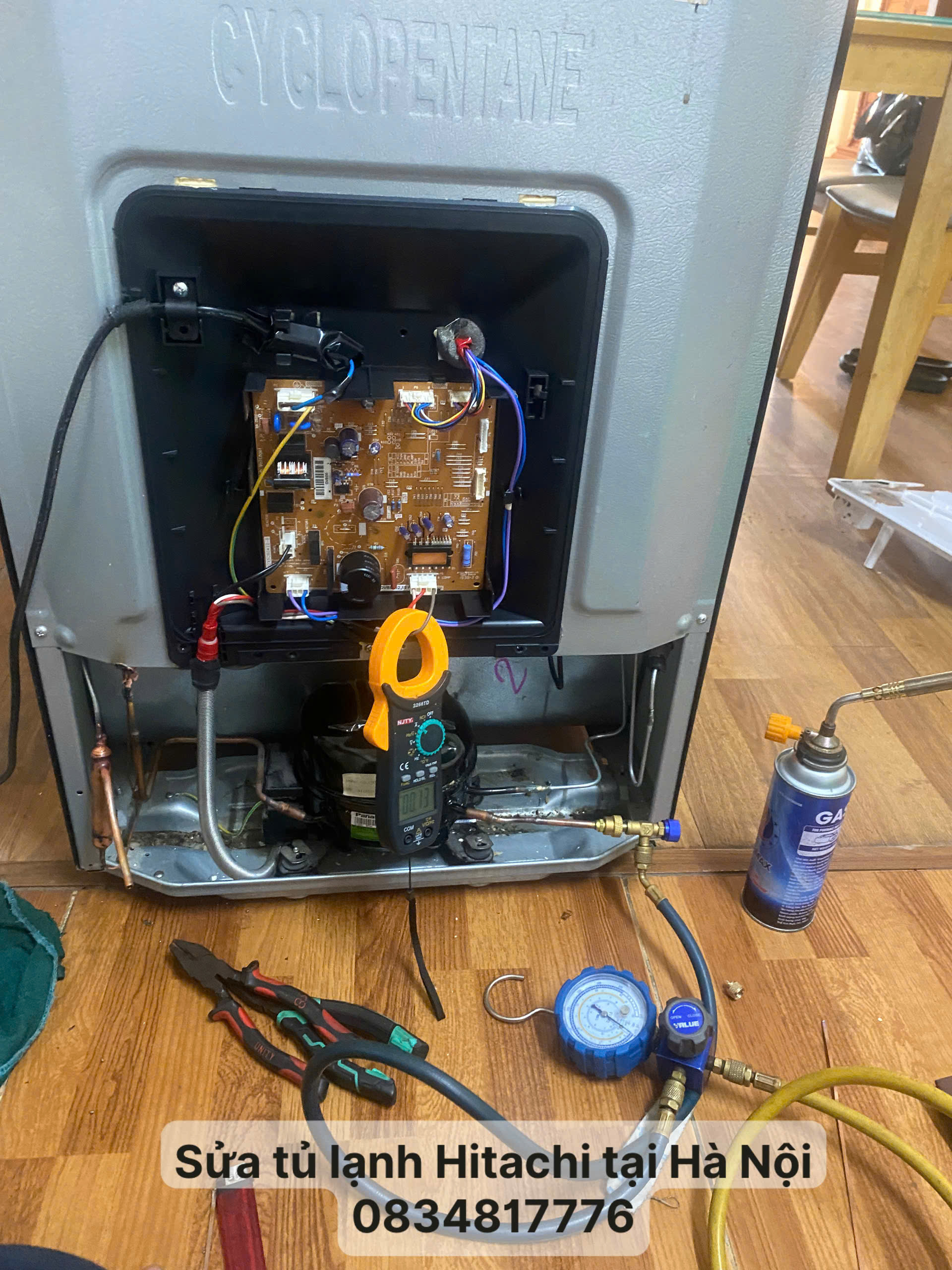 Sửa tủ lạnh Hitachi tại nhà Hà Nội giá rẻ